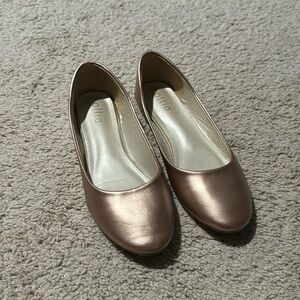 Rose gold women’s ballet flats